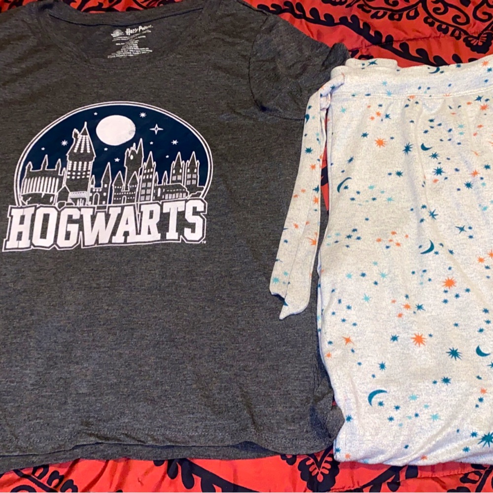 Women’s Harry Potter Pajama Set